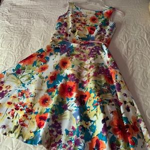 Evan Picone size 6 sleeveless dress